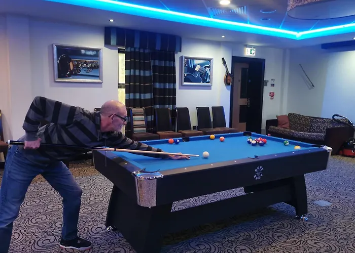 The Bluebell Hotel Neath