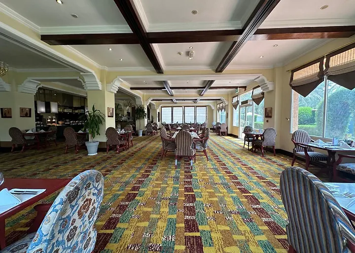 Montrose - A Mayfair Collection Hotel Koweït