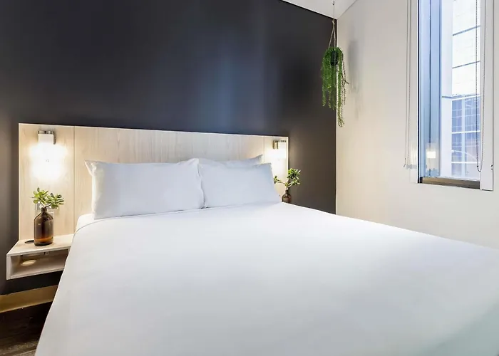 Ibis Sydney Barangaroo Hotel