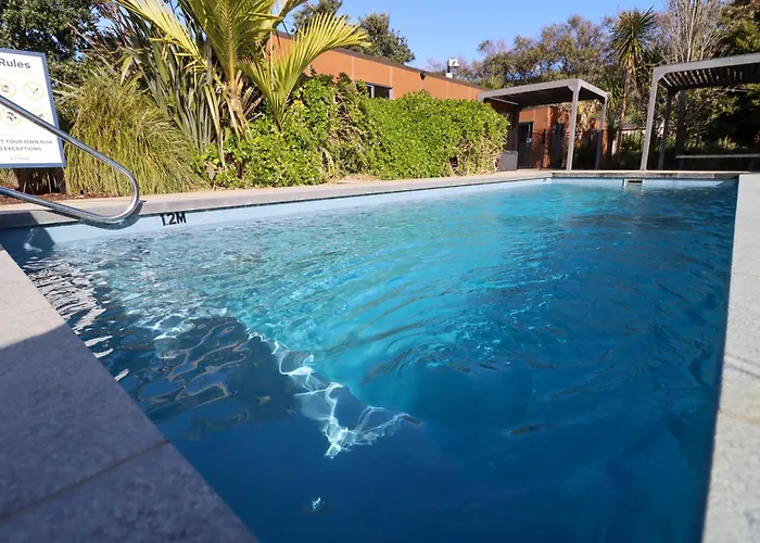 JetPark Auckland Airport Hotel