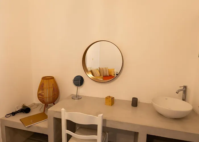 Phaos Santorini Suites Imerovigli