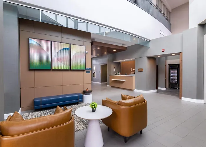 Holiday Inn Hotel & Suites London By Ihg