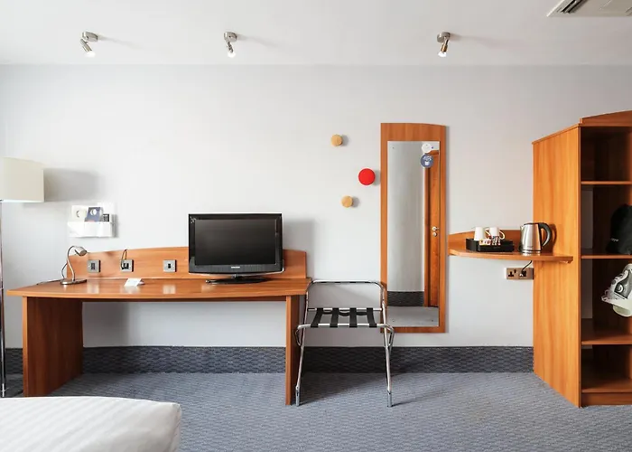 Holiday Inn Express Braintree By Ihg