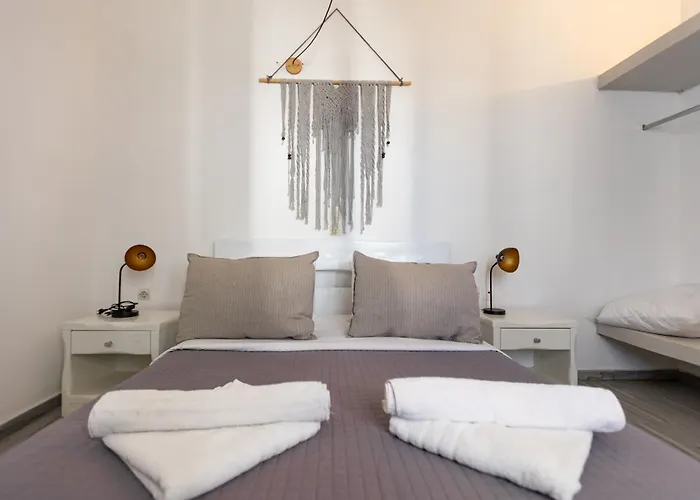 Phaos Santorini Suites Imerovigli