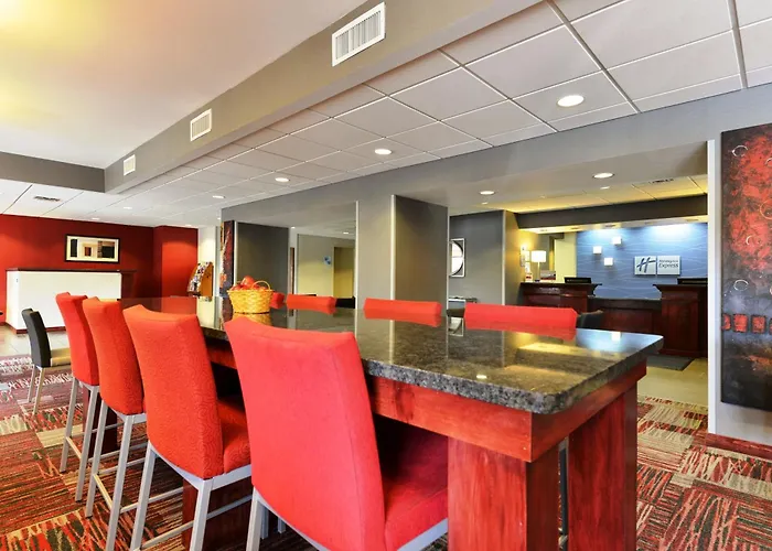 Holiday Inn Express Painted Post By Ihg