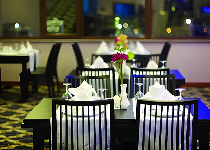 The City Hotel Стамбул