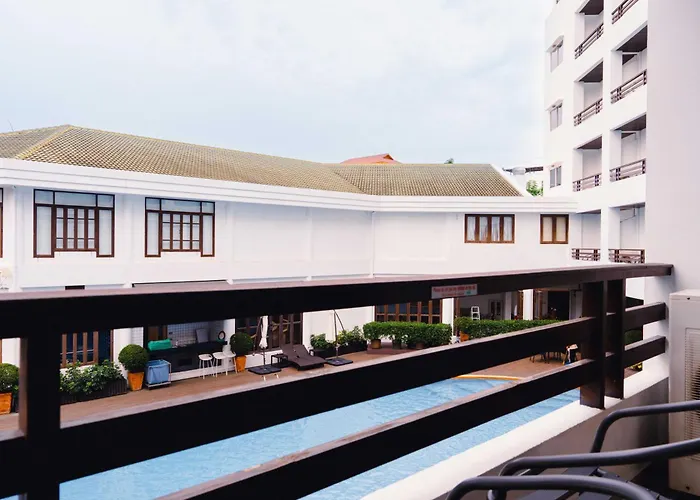 Areca Lodge Pattaya