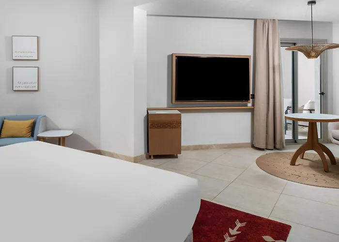 Doubletree By Hilton Sharm El Sheikh Sharm Bay Hotel
