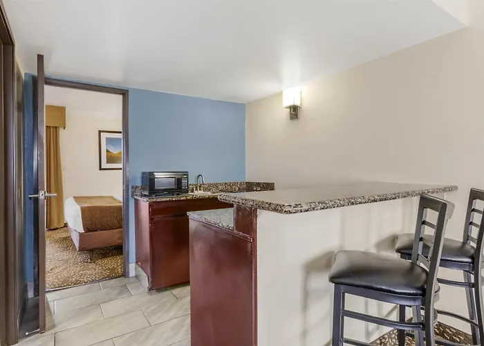 Best Western Innsuites Tucson Foothills Hotel & Suites Casas Adobes