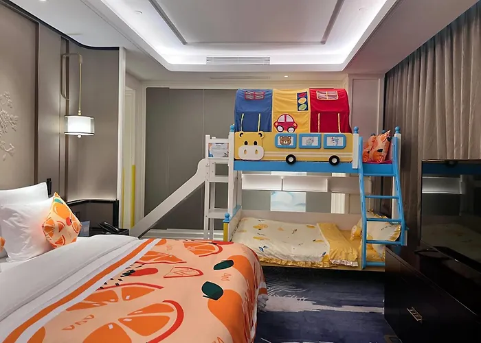 Wyndham Qingdao Hotel