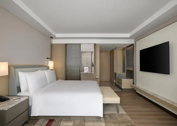 Courtyard By Marriott Hyderabad Hotel