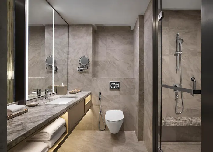 Courtyard By Marriott Hyderabad Hotel