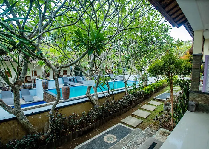 The Tanis Beach Resort Nusa Lembongan