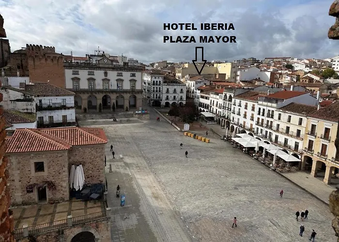 Hotel Iberia Plaza Mayor Caces