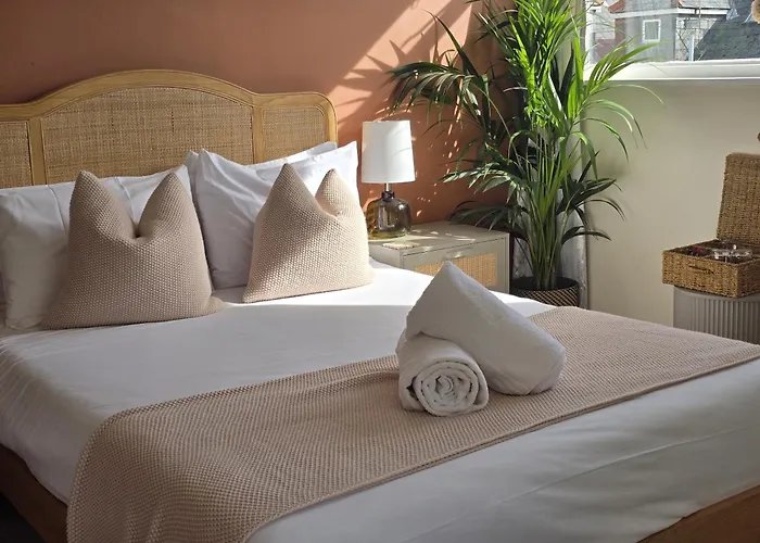 Eyre Court Hotel Seaton 