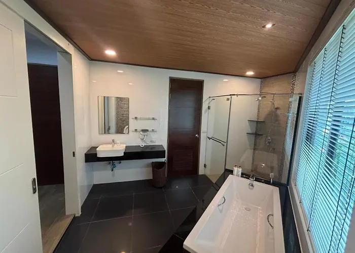 Phranang Place- Sha Extra Ao Nang