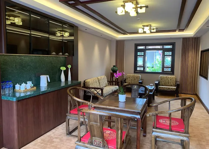 Lijiang Wangfu Hotel