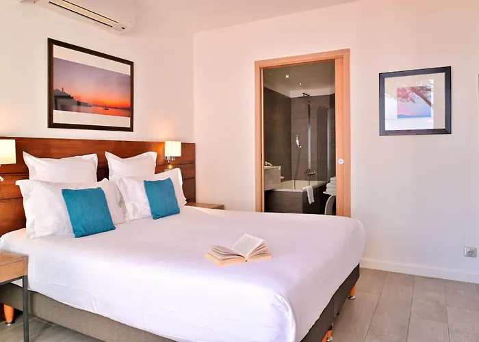 Hotel La Roya Saint-Florent 