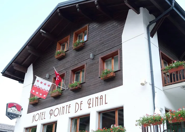 Pointe De Zinal Hotel