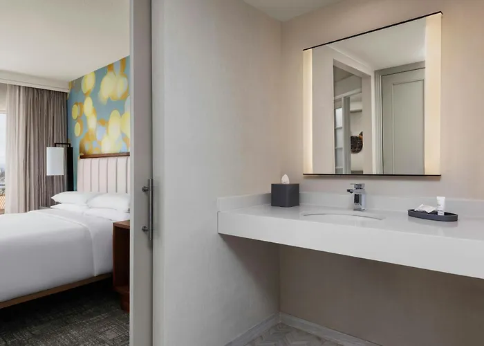 Anaheim Marriott Suites Garden Grove