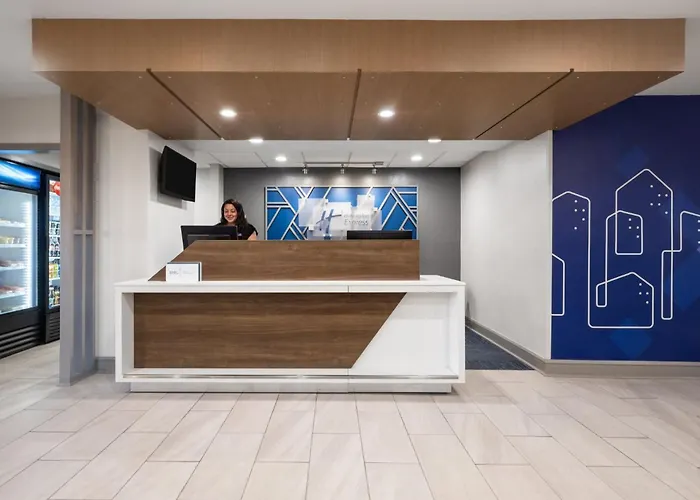 Holiday Inn Express Tifton By Ihg