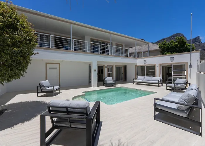L X I Camps Bay Bed & Breakfast Cape Town