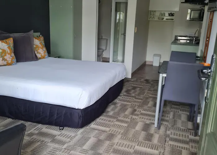 Abode On Courtenay Motor Inn New Plymouth