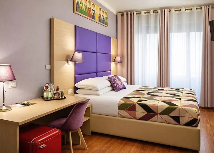 Bobotel Rooms In City Center Florence