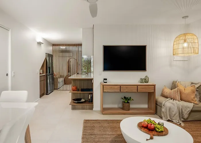 Noosa Outrigger Beach Resort Noosaville