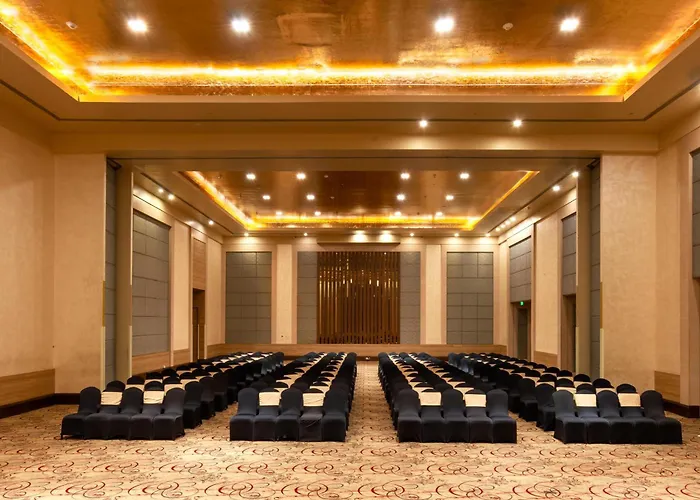 Hotel Radisson Blu Bengaluru Outer Ring Road