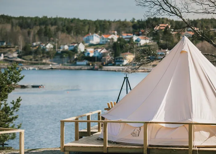 Lagunen Cottages And Hostel Stromstad