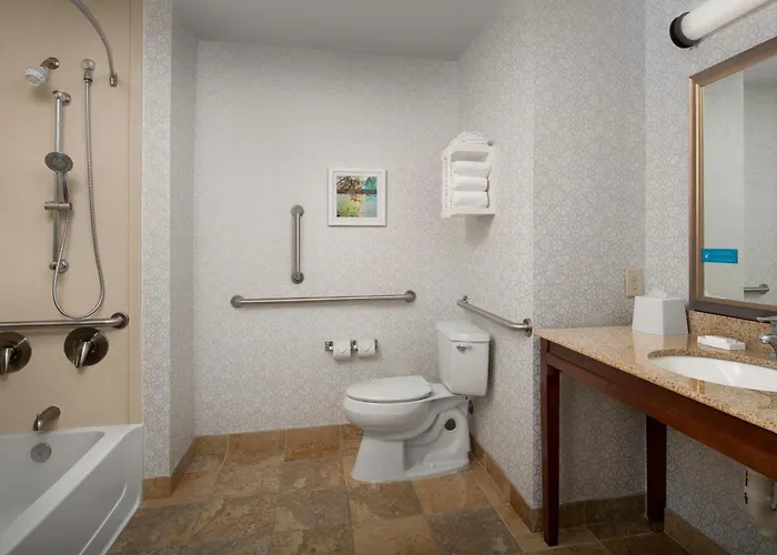 Hampton Inn & Suites Holly Springs