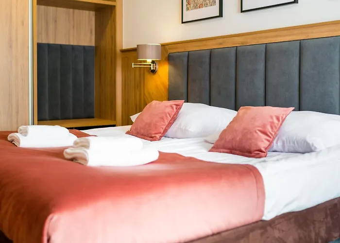 Lesny Dwor Karpacz Piekarnia Mio Padre Restauracja Mamma Mia Bed & Breakfast