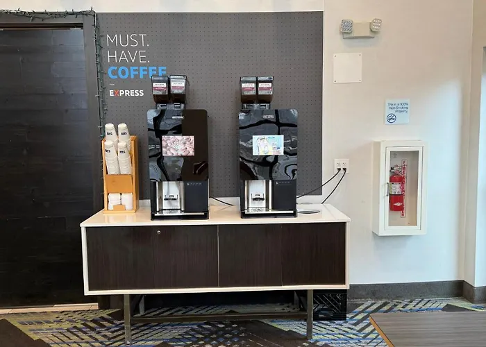 Holiday Inn Express Cincinnati West By Ihg Dent