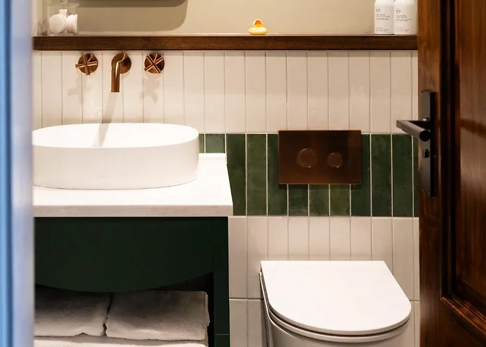 Longlands Inn & Cottages Carnforth