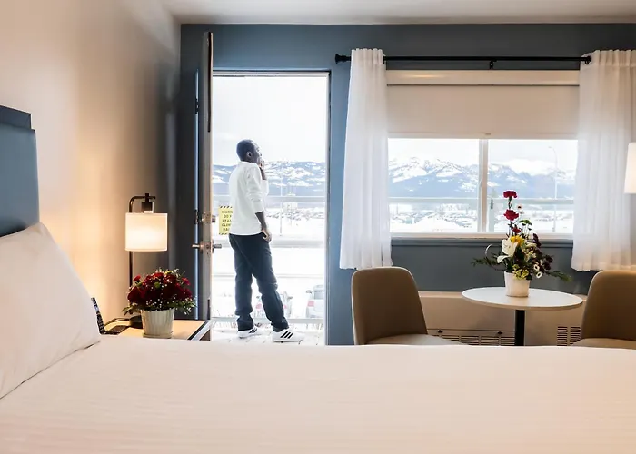 Skky Hotel Whitehorse