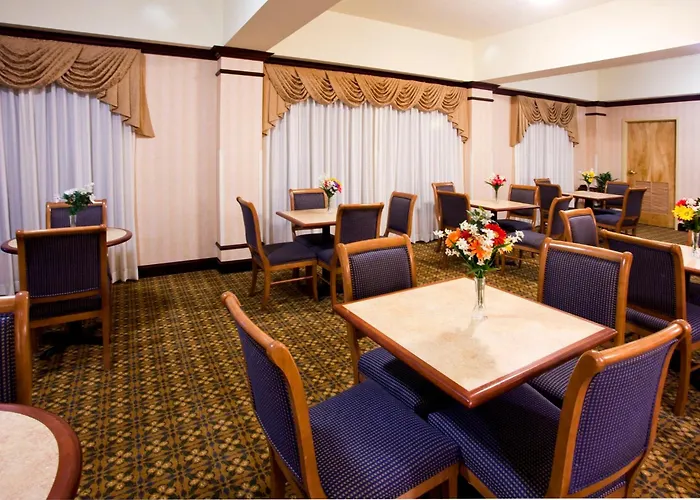 Holiday Inn Express Syracuse Airport By Ihg North Syracuse