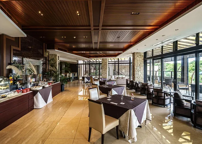 Shigira Bayside Suite Allamanda Miyakojima 