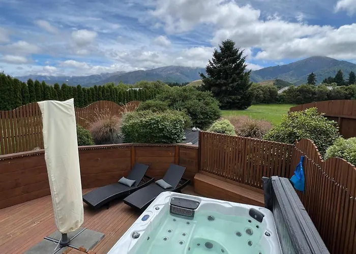 Vibrant Living Retreat Bed & Breakfast Hanmer Springs