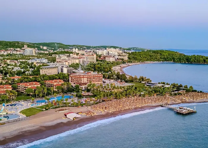 Justiniano Park Conti Hotel Okurcalar