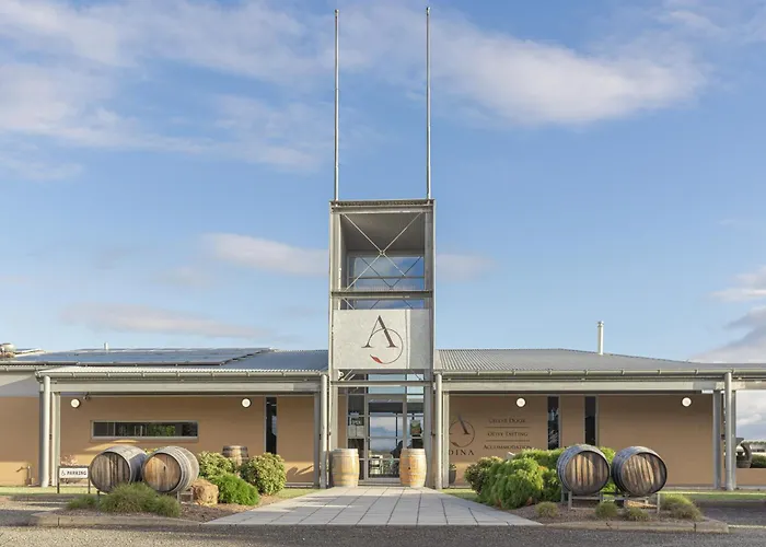 Adina Vineyard Aparthotel Lovedale