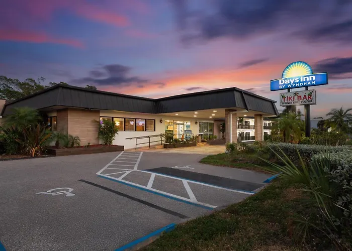 Days Inn By Wyndham Fort Myers Springs Resort Estero