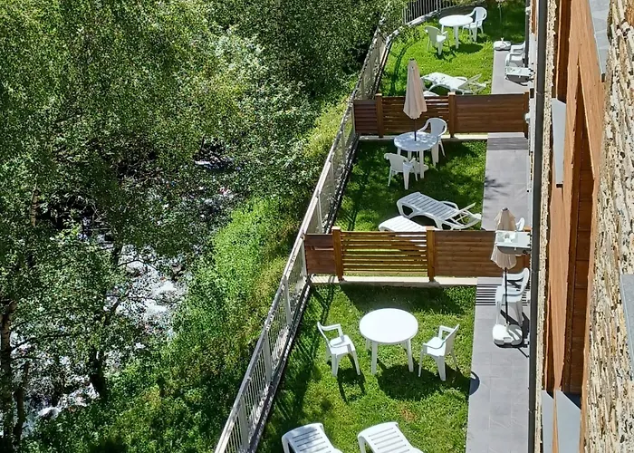 Aparthotel Rialb El Serrat