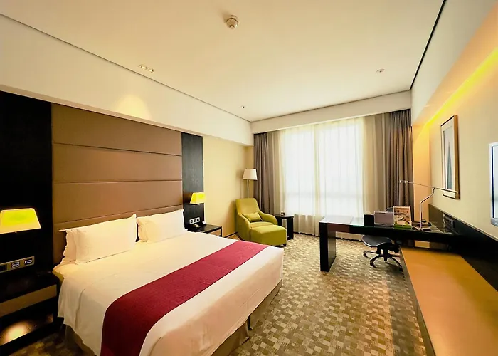 Holiday Inn Nantong Oasis International By Ihg