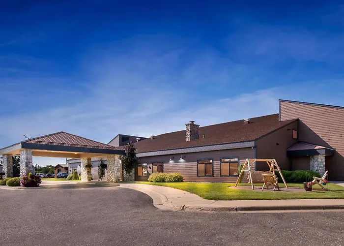 Heartland Inn & Suites, Surestay Collection By Best Western Park Rapids