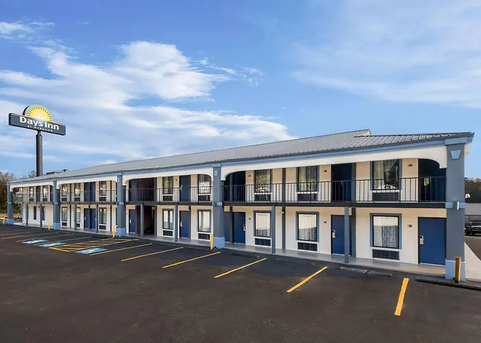 Days Inn By Wyndham Cleveland Tn