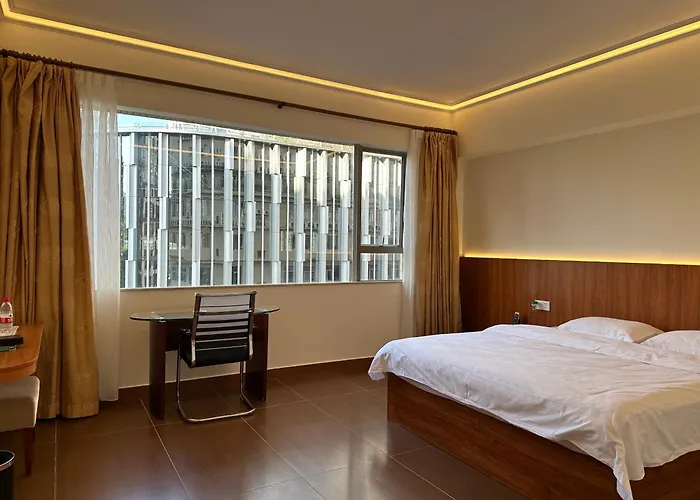 Pa Zhou Plaza Hotel Cantón