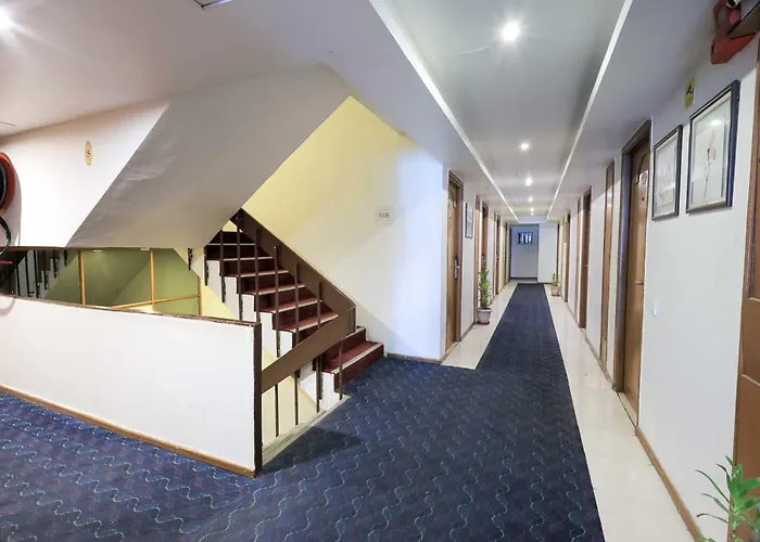 Palette Hotel Surya By Checkin Vadodara