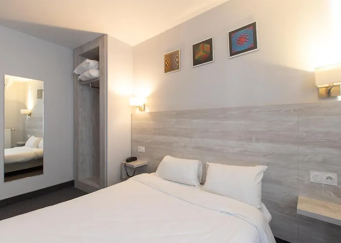 Brit Hotel Suisse et Bordeaux - Centre Gare Grenoble