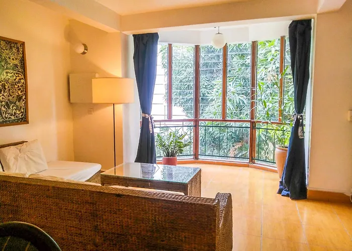 Yk Art House & Bong Bonlai Vegan Hotel Phnom Penh